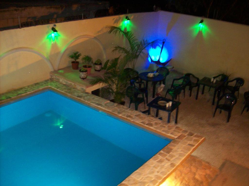 Hotel Posada La Regia Чампотон Экстерьер фото