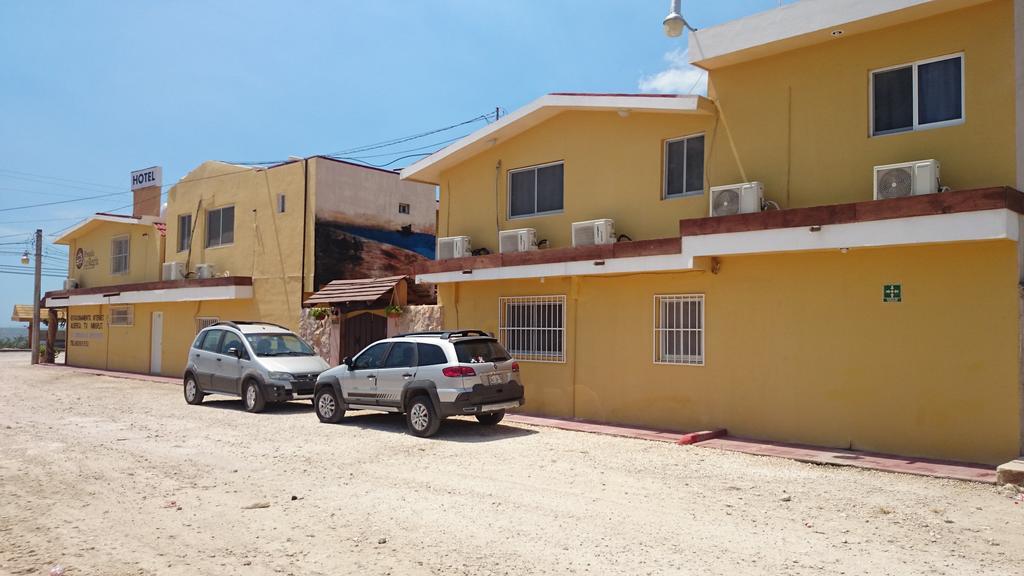Hotel Posada La Regia Чампотон Экстерьер фото